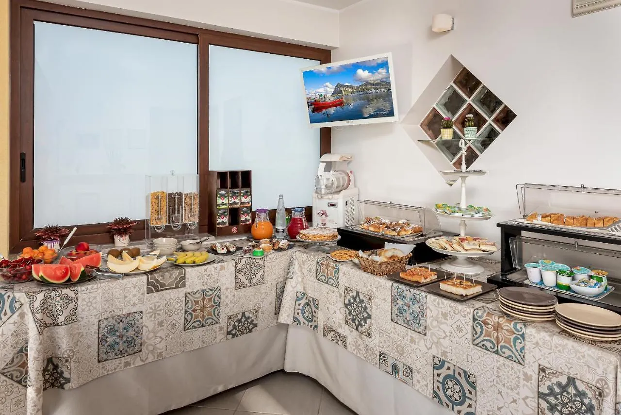 Alojamento de Acomodação e Pequeno-almoço B&B A Casa Di Aurora Rooms San Vito Lo Capo