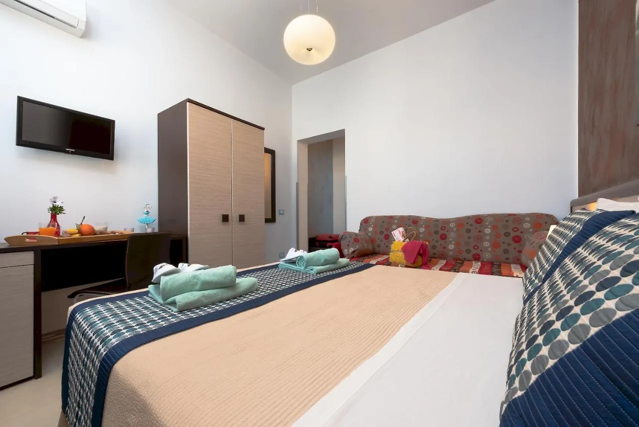 סן ויטו לו קאפו B&B A Casa Di Aurora Rooms לינה וארוחת בוקר סן ויטו לו קאפו