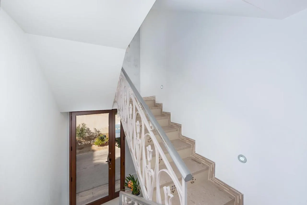 לינה וארוחת בוקר סן ויטו לו קאפו B&B A Casa Di Aurora Rooms